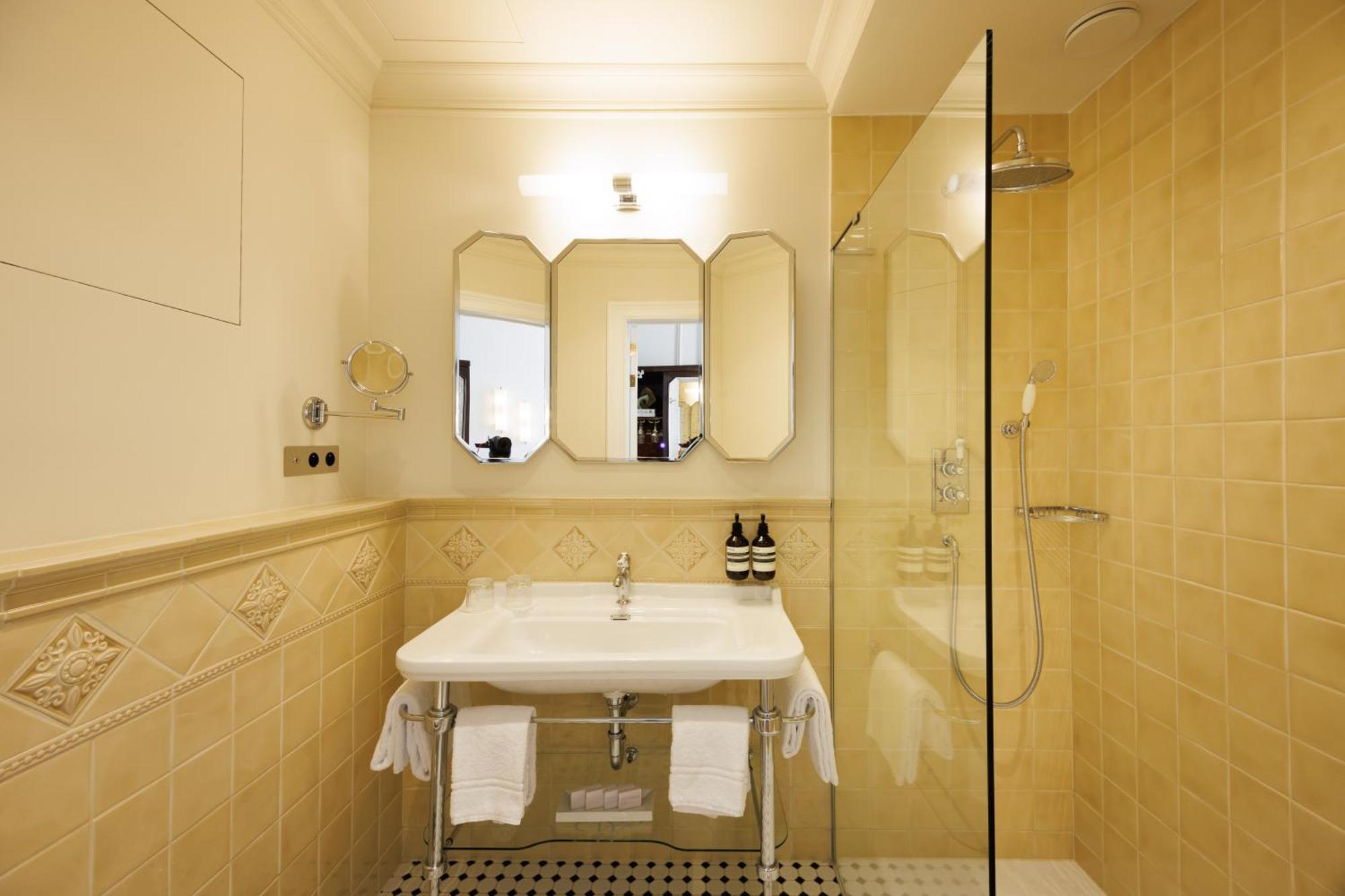 Hotel Fleur De Ville Брюссель Екстер'єр фото